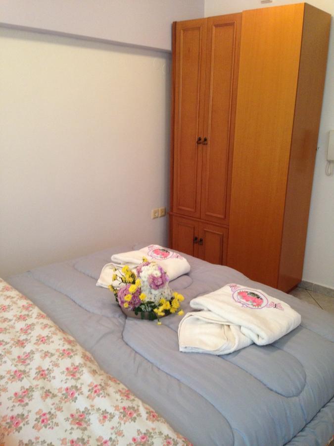 Studio Floral Apartment Thessaloniki Exterior photo